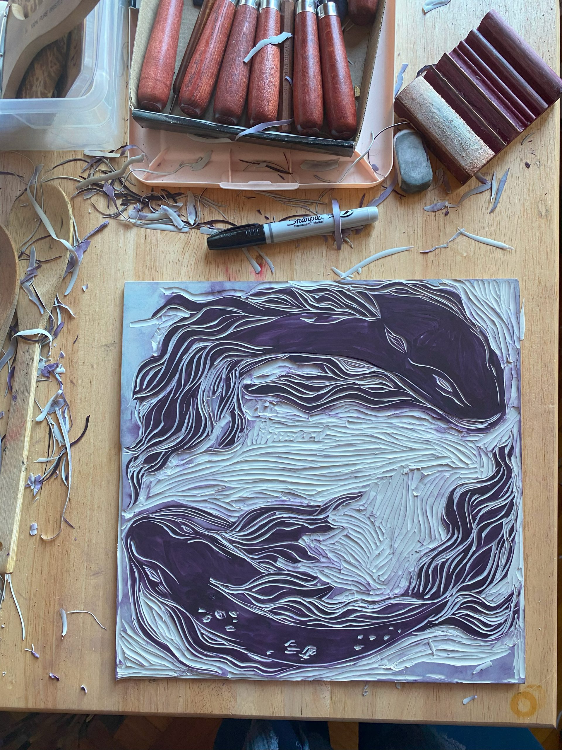 Carving fish